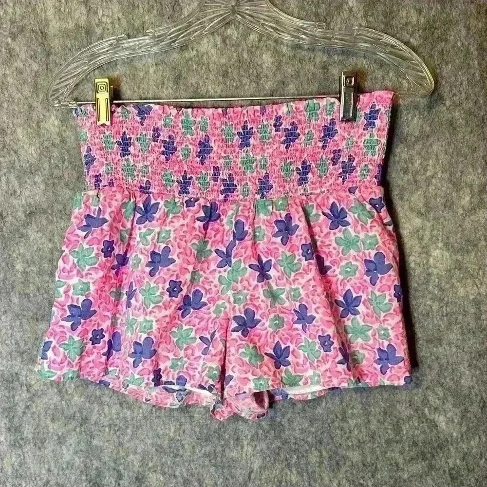 Vineyard Vines Pink Floral High Waisted Shorts - XS